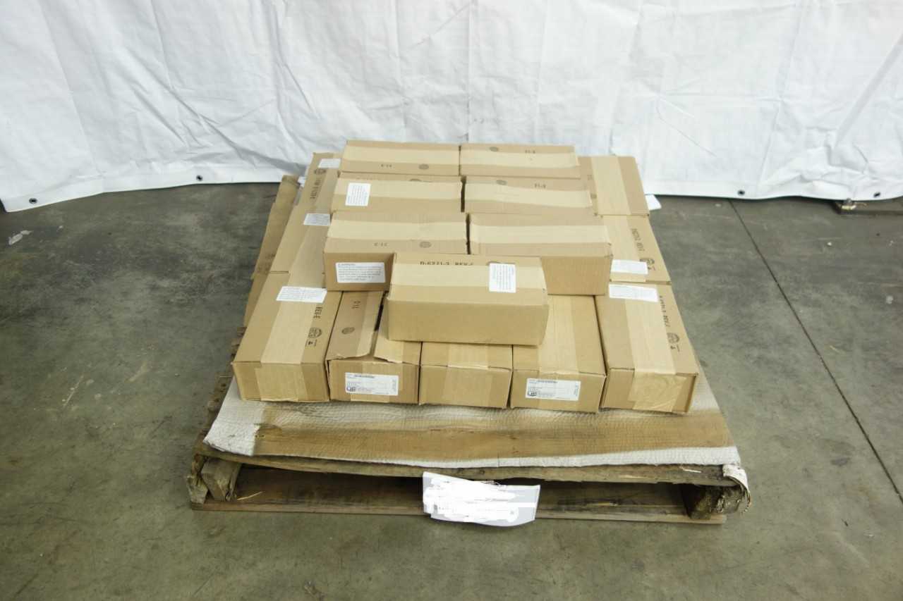 LOT OF 22 UNITED ELECTRIC CONTROLS 12SHSN5A PRESSURE SWITCHES - ELECTRICAL COMPONENTS