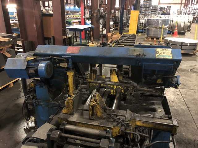 10-1/4" x 12"  DoAll C-260NC Horizontal Band Saw - HORIZONTAL BAND SAWS
