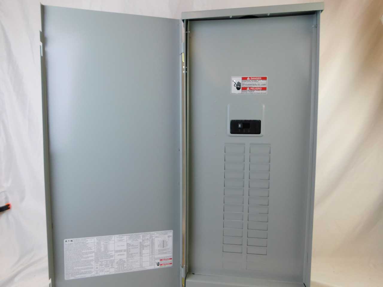 Quantity of 1 New Surplus Eaton BR3040B200RV 200A Main Breaker Panel NEMA 3R - ELECTRICAL COMPONENTS
