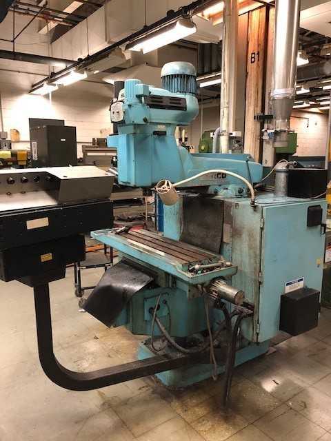 Hurco CNC Milling Machine - CNC MACHINING CENTERS
