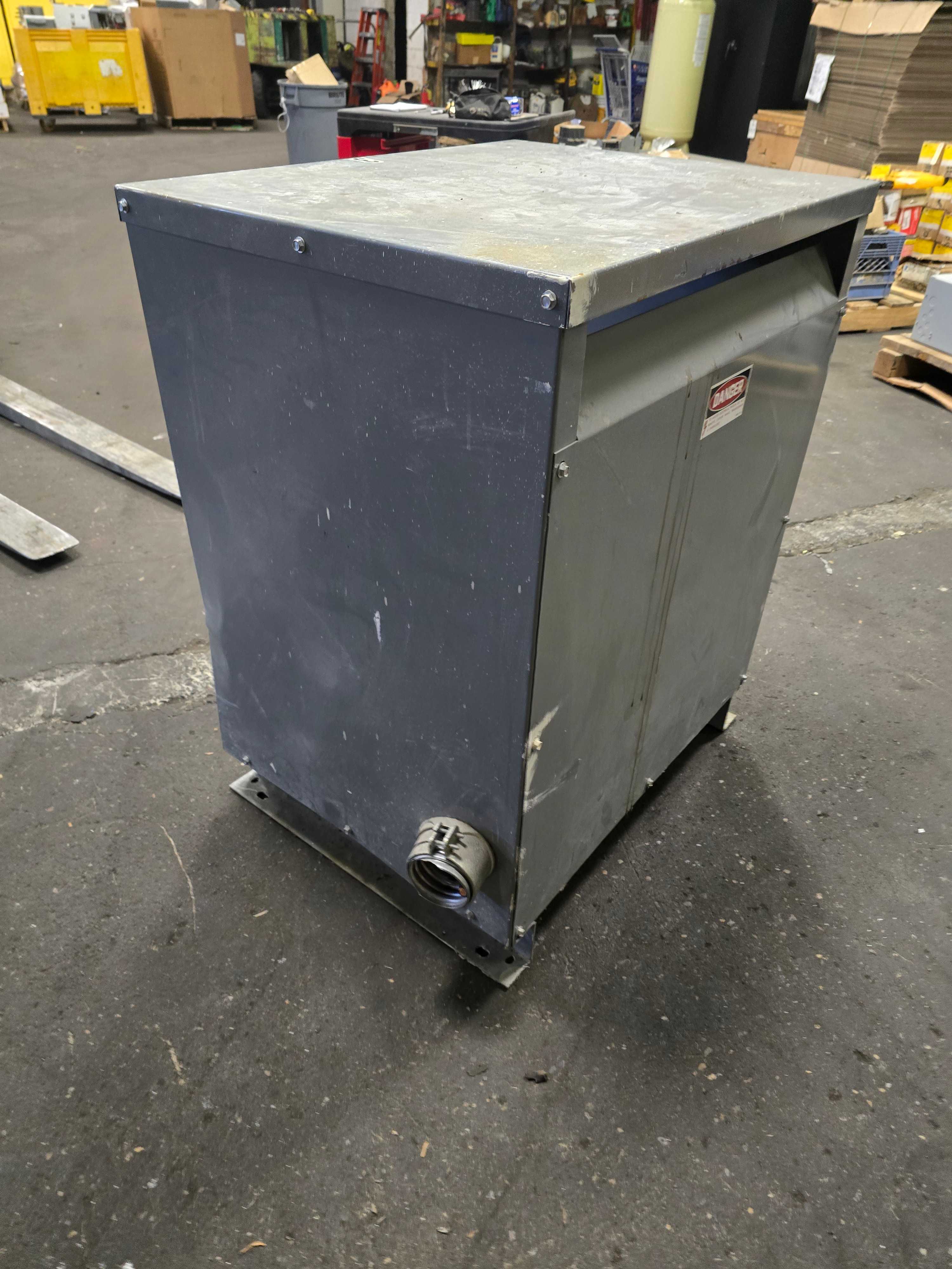 SQUARE D 112T3H 112.5 KVA TRANSFORMER - POWER TRANSFORMERS