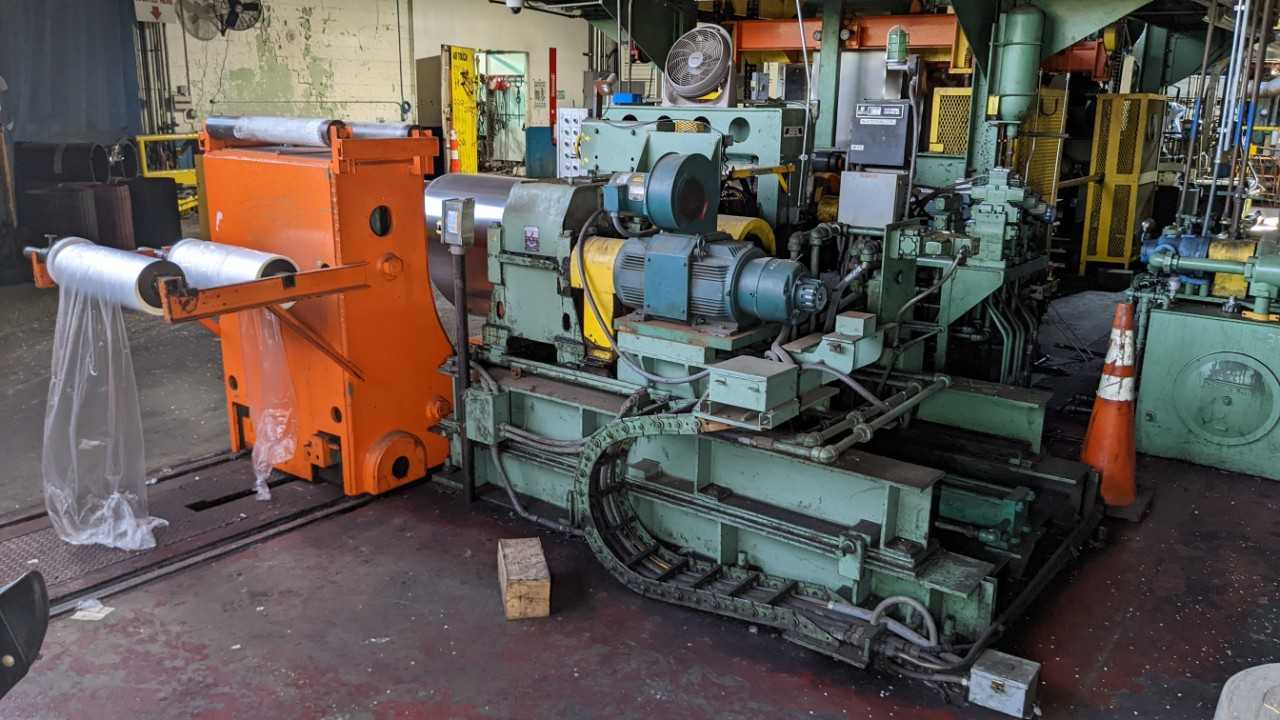 ADS take up winding machine, Horsburgh &scott speed reducer. Turnstile unit. - GEAR REDUCERS