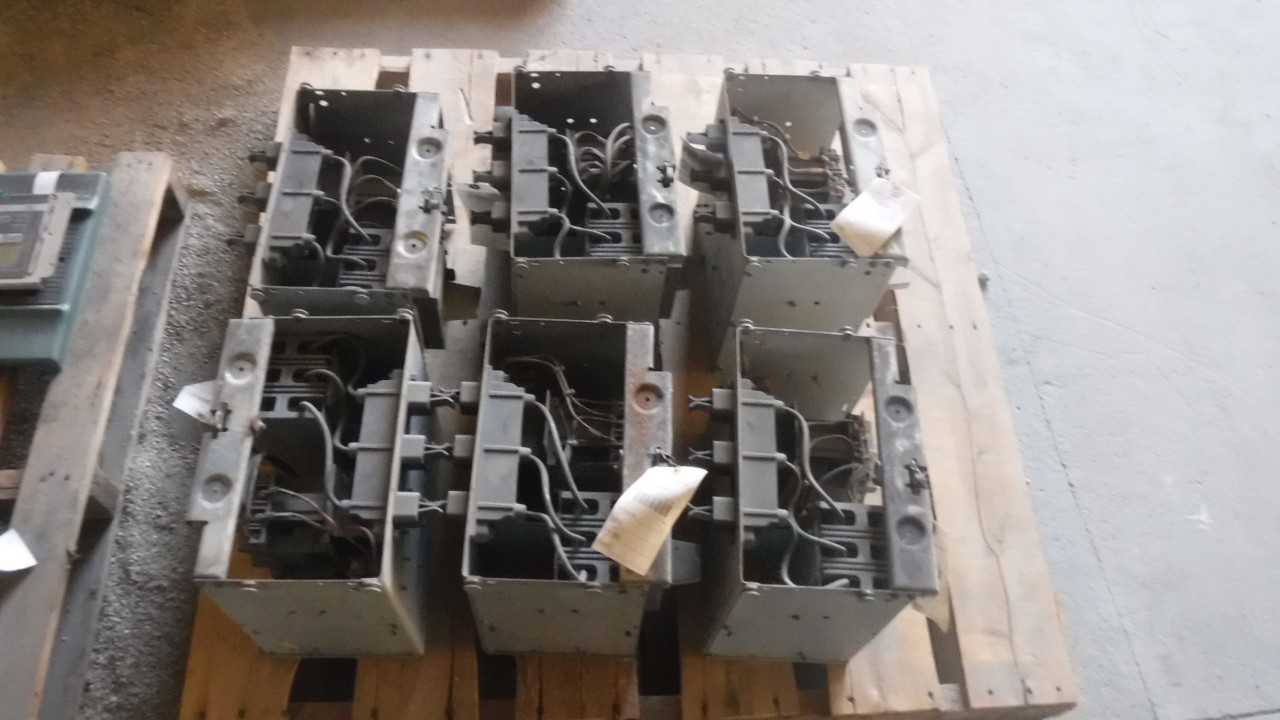 Lot of Six 10 HP West Size 1 MCC Buckets Type W - MOTOR CONTROL CENTERS
