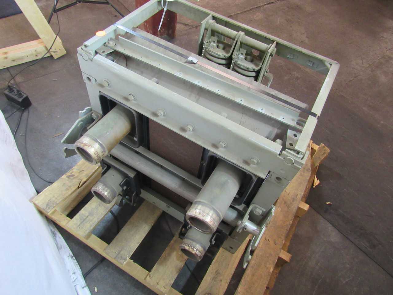 Quantity 1x 104A6174-211 Air Breaker - MISCELLANEOUS