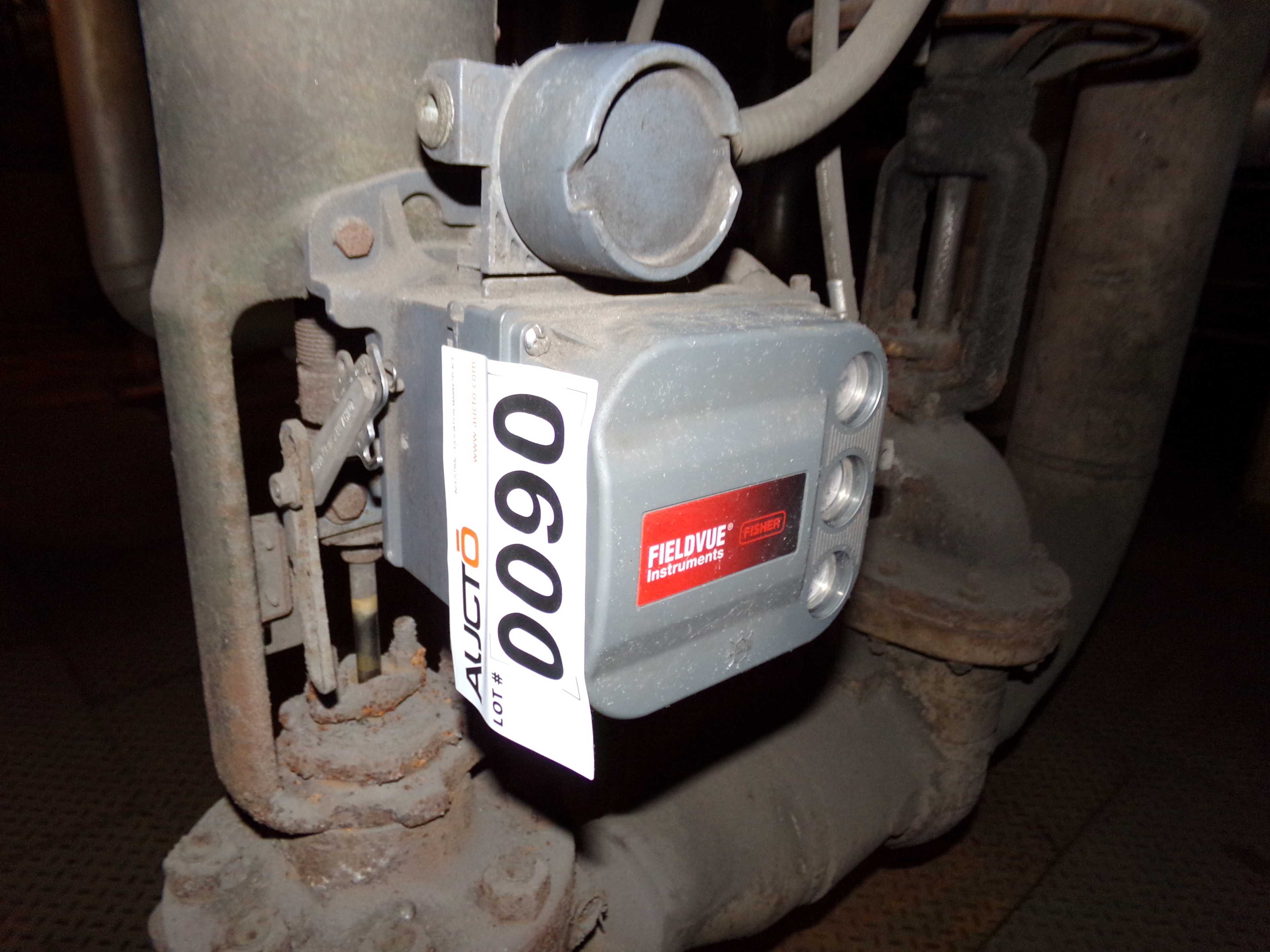FISHER CONTROLS DVC6010 FIELDVUE POSITIONER - CONTROL VALVE