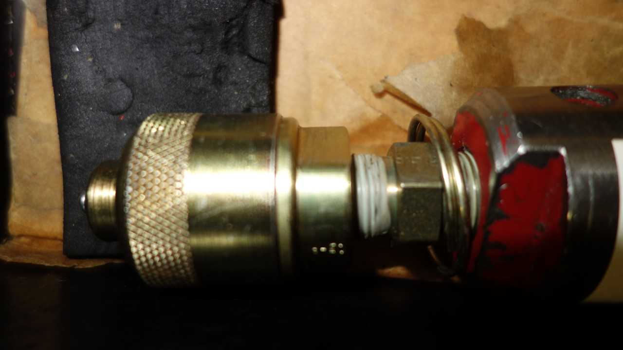 BURNDY YCC-13 HYDRAULIC CABLE CUTTER - ELECTRIC POWER TOOLS