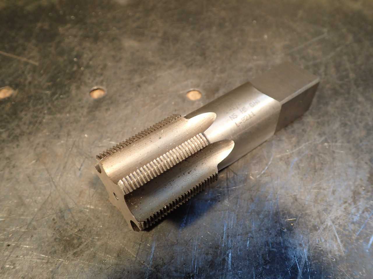 Bendix Besly 1-1/4" -20 NS Hand Thread Tap 6-Flute 1-3/8" Long Flutes 4" OAL GH4 - MACHINING ACCESSORIES & TOOLING