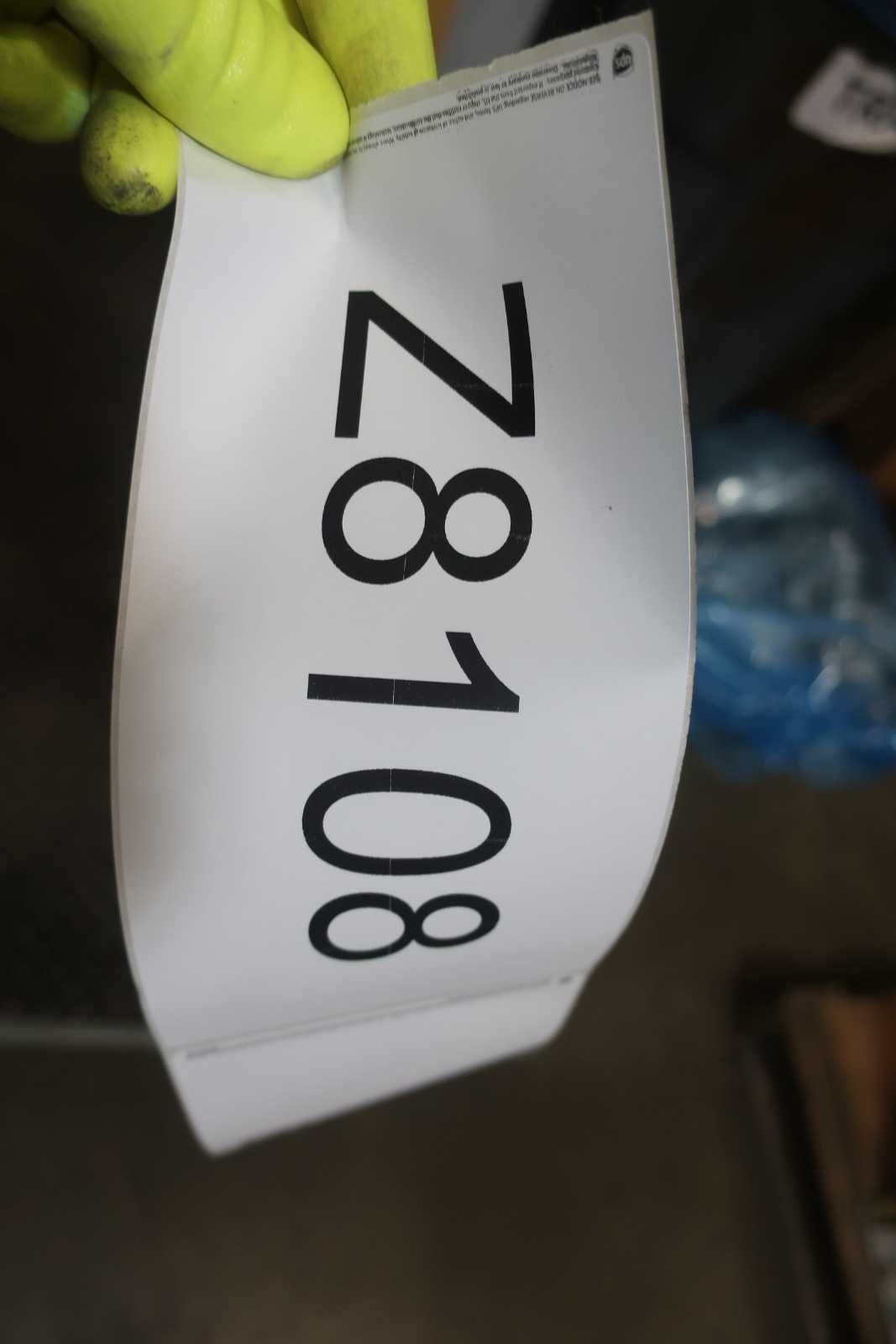 1 LOT OF FR-F840-03250-3-U6 F800 260A AMP 50/60HZ 380-500V-AC 260A AMP 0.2-590HZ 250 HP 380-500V-AC MOTOR DRIVE- MITSUBISHI - MOTOR DRIVES
