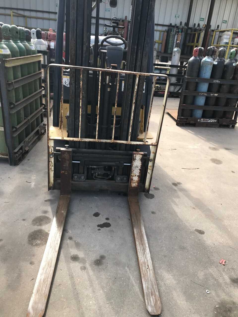 Yale GLC0F0VXNUSE088 Forklift - FORKLIFTS
