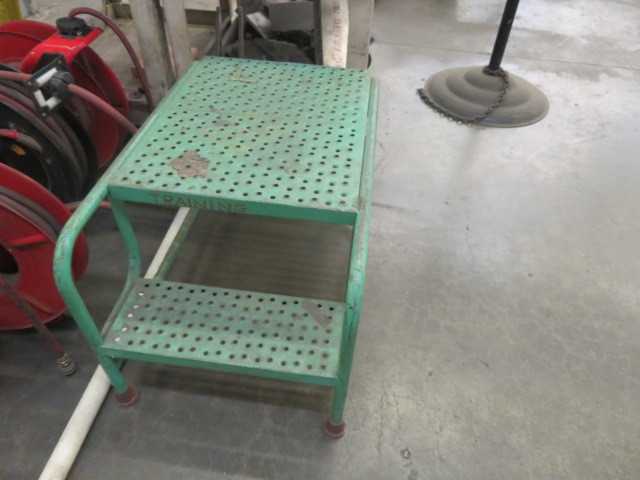 Steel and Aluminum Steps, (5) Lot - MISCELLANEOUS
