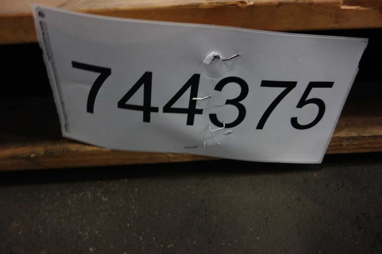 1 PALLET OF ASSORTED GEAR REDUCERS, SPROCKETS, BELTS, ROLLER CHAIN- BOSTON GEAR, MARTIN, GRAESSNER - GEAR REDUCERS