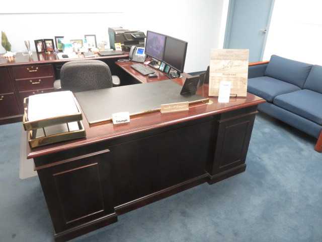 Executive Office, Lot - MISCELLANEOUS