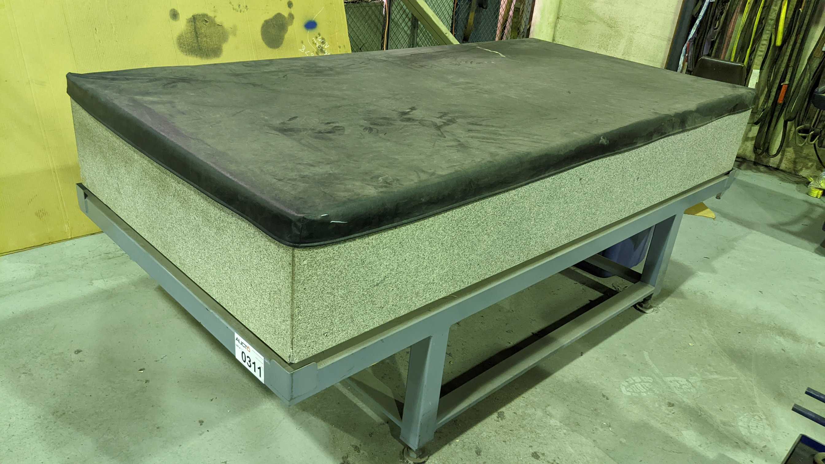 CHALLENGE GRANITE ROCK TABLE - INDUSTRIAL PARTS CHALLENGE GRANITE ROCK TABLE - INDUSTRIAL PARTS