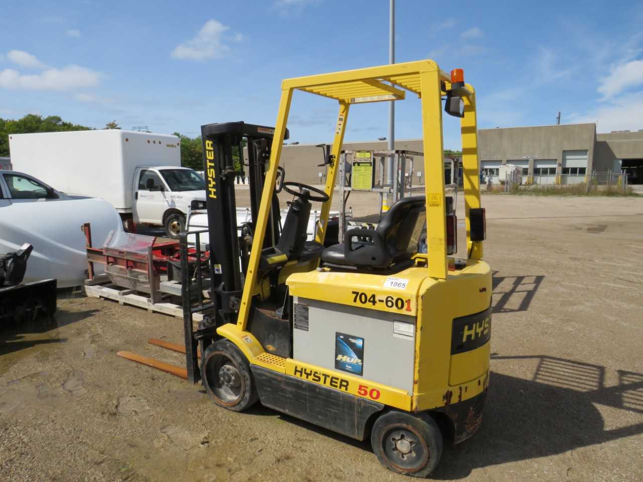 2002 HYSTER E50XM2 ELECTRIC FORKLIFT - FORKLIFTS