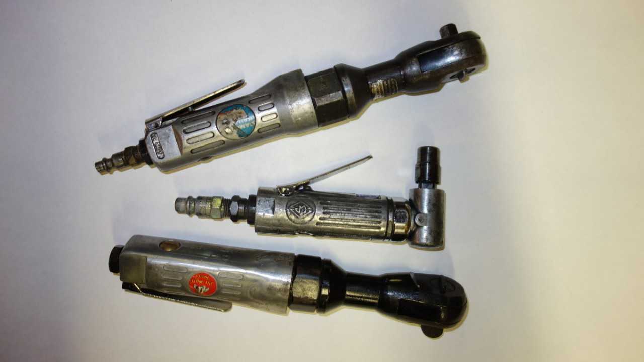 LOT OF 3 ASSORTED PNEUMATIC AIR NUTRUNNERS - PNEUMATIC POWER TOOL