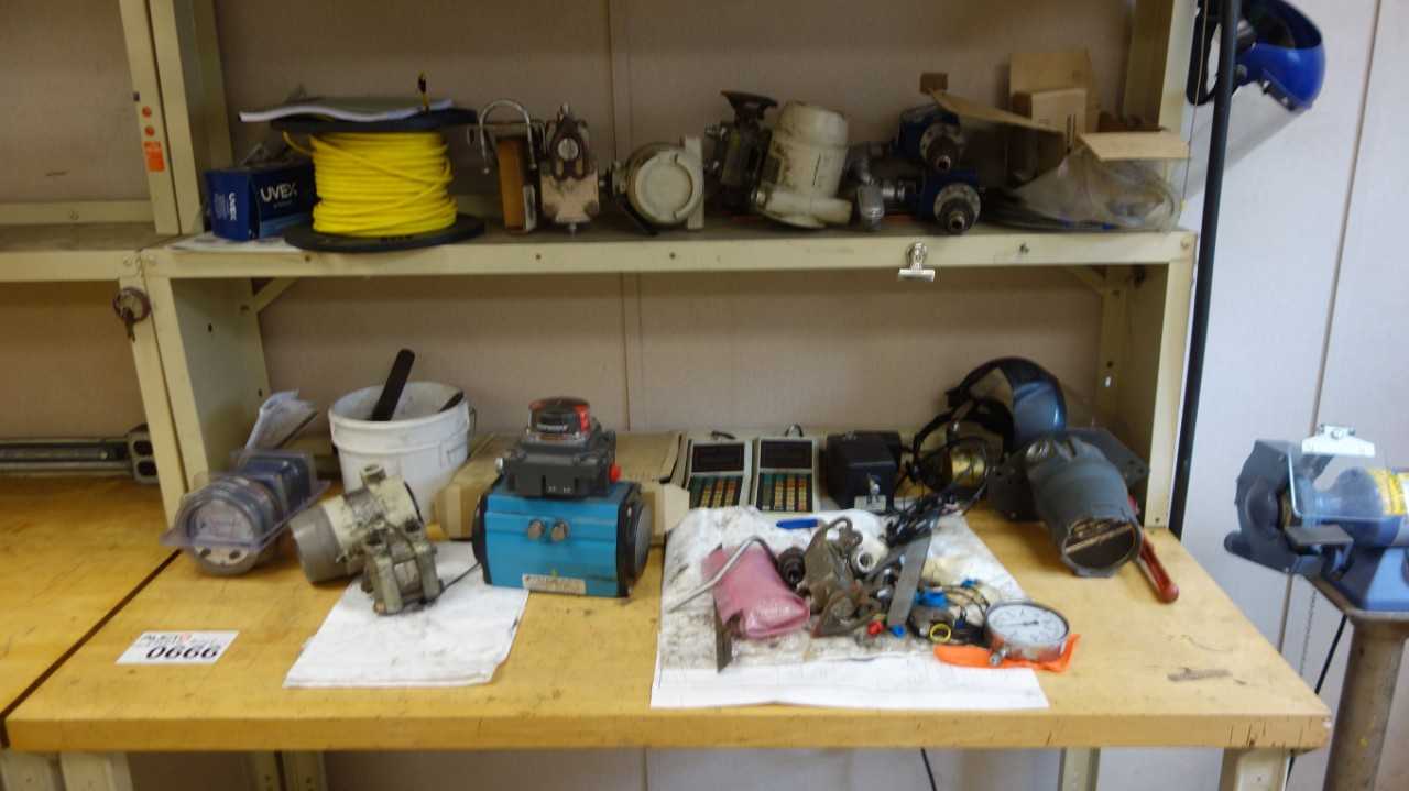 CONTENTS OF DESK, ASSORTED INSTRUMENTATION, TRANSMITTERS - INDUSTRIAL PARTS