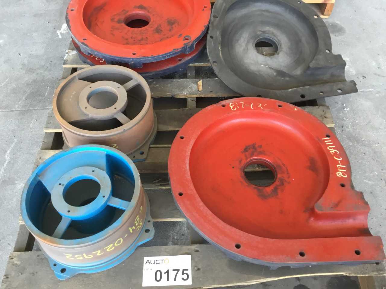 A lot of five A-6-5 Pmp Engine Side Shell Halves and one Peabody-Barne Clean Out Cover - MISCELLANEOUS