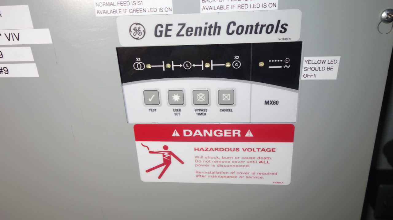 LOT OF 4 ELECTRICAL PANELS, X2 60A DISCONNECTS, X1 30A - ELECTRICAL COMPONENTS