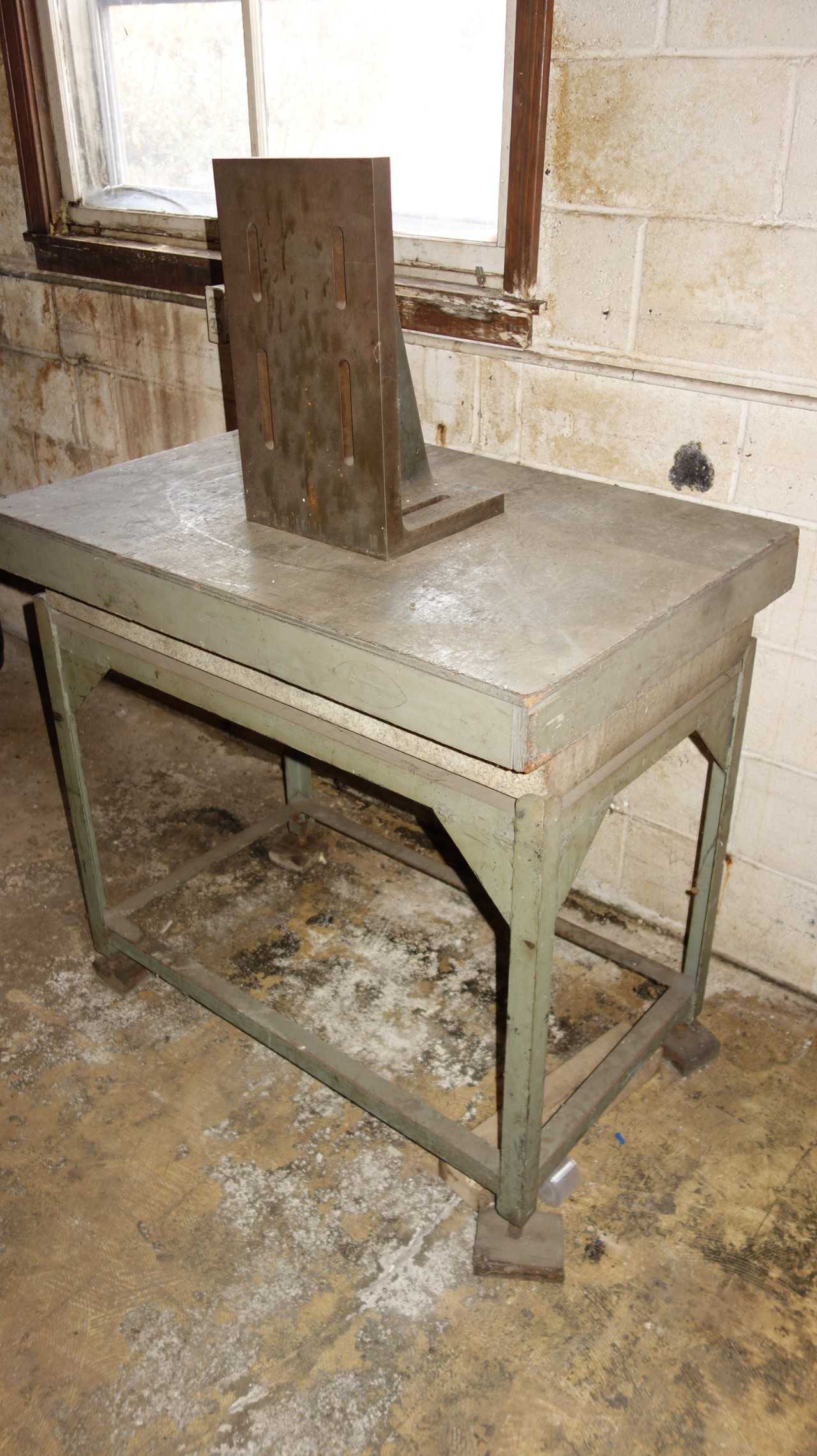 PROFESSIONAL STEEL WORK TABLE WITH STEEL BACKING BLOCK - PLANT & FACILITY