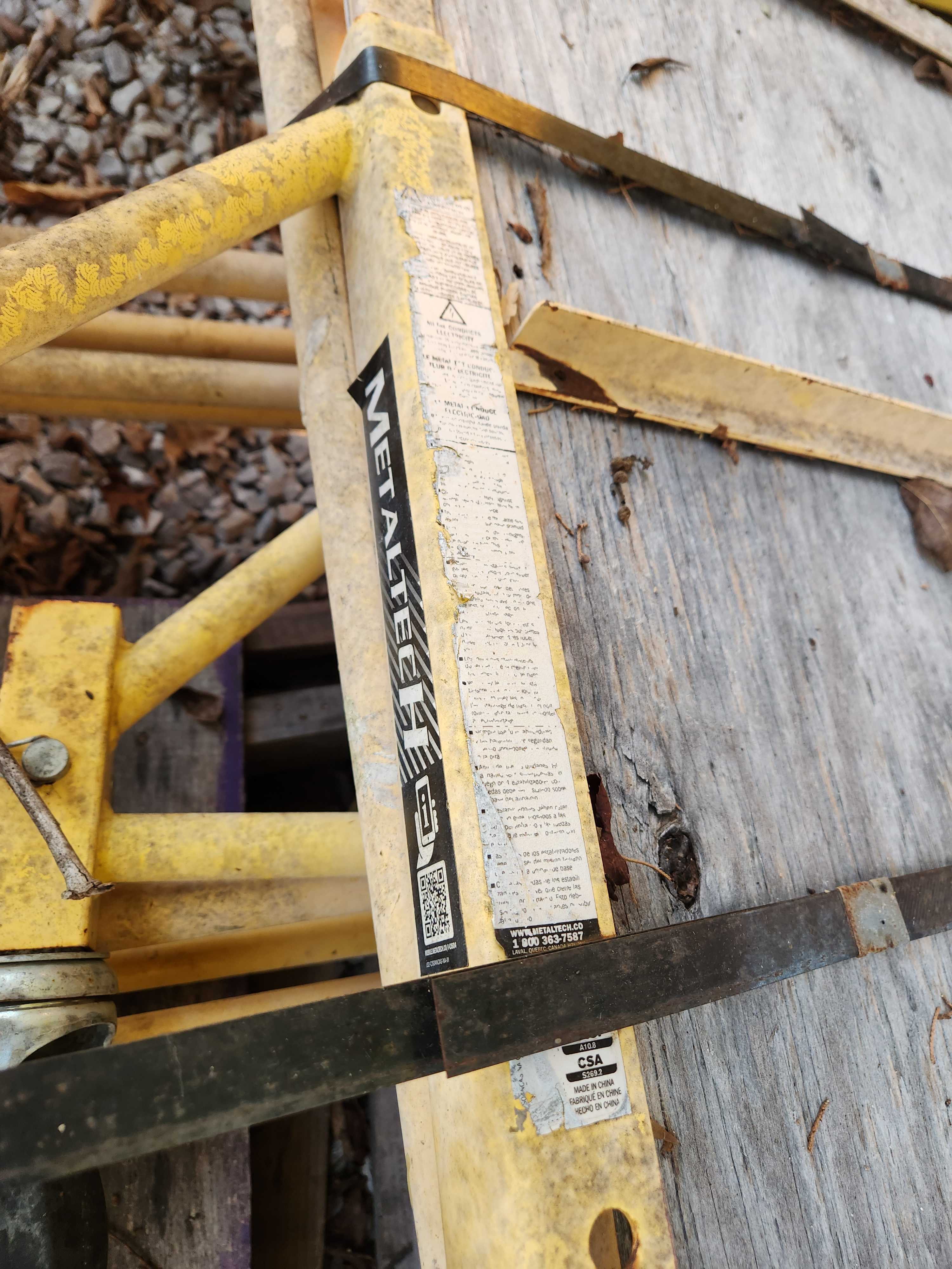 BULK LOT OF BAKER ROLLING SCAFFOLDS - MATERIAL HANDLING