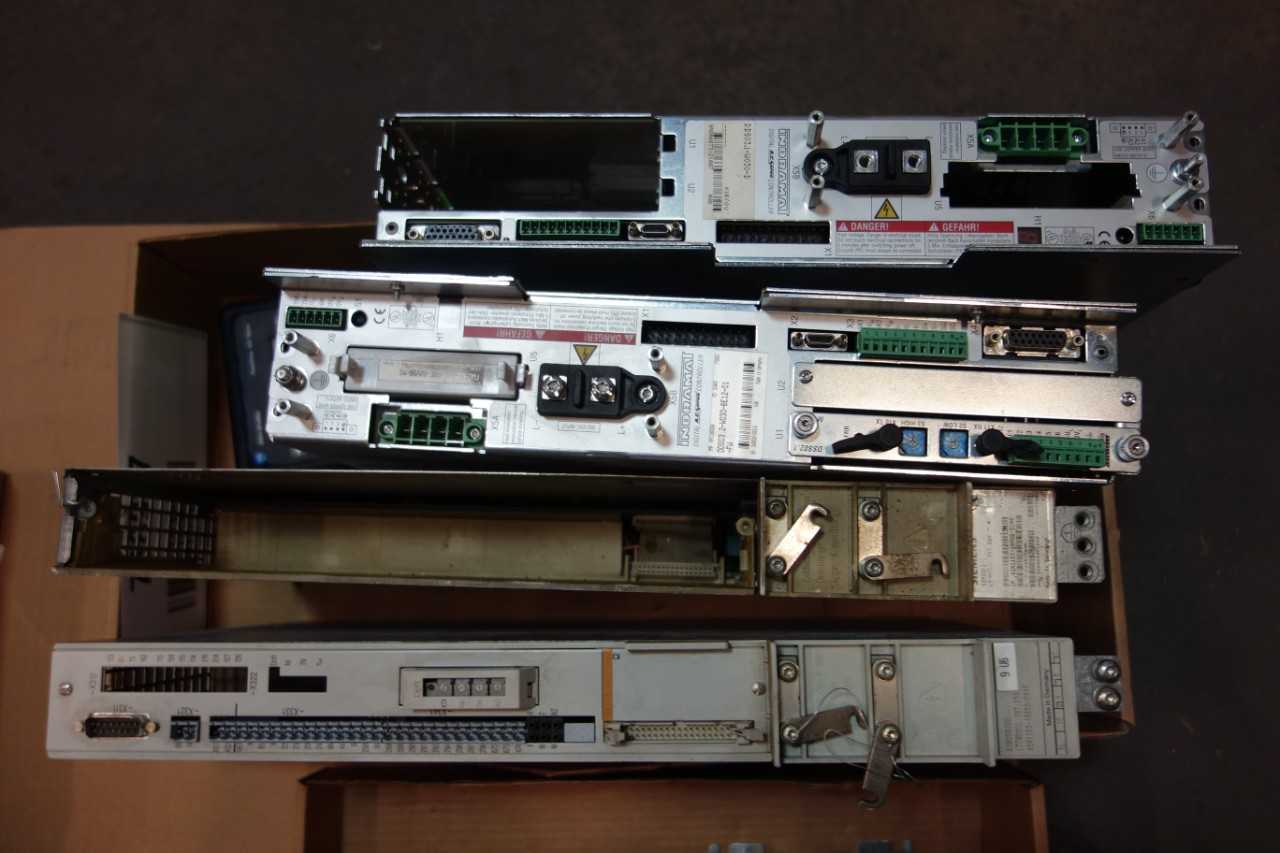 1 LOT OF SERVO DRIVES AND AMPS, OPERATOR INTERFACE PANEL- ALLEN BRADLEY, SIEMENS - AUTOMATION & CONTROLS