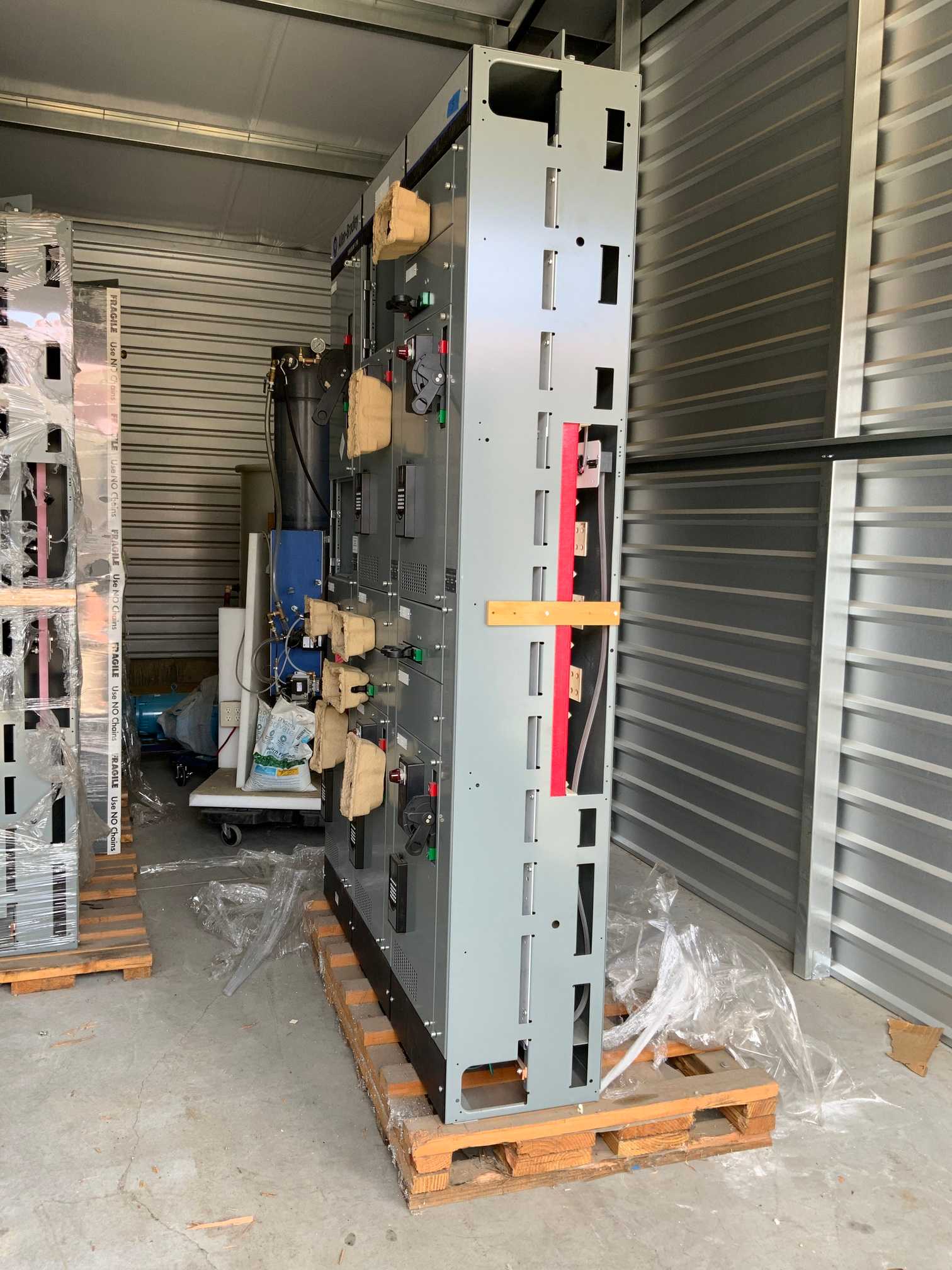 New 2022 Allen-Bradley Motor Control Cabinet Centerline 2100 (#5) - AUTOMATION & CONTROLS