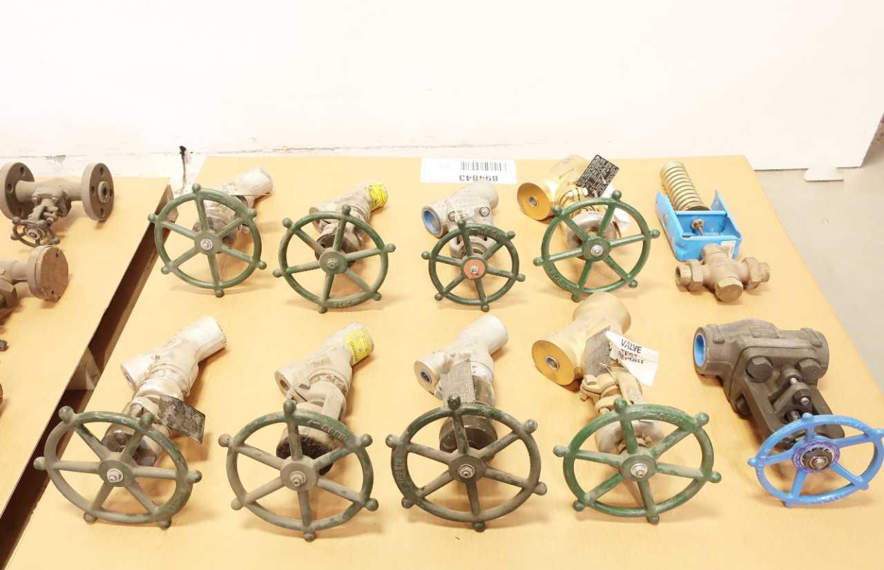 2 PALLETS OF ASSORTED VALVES - VALVES