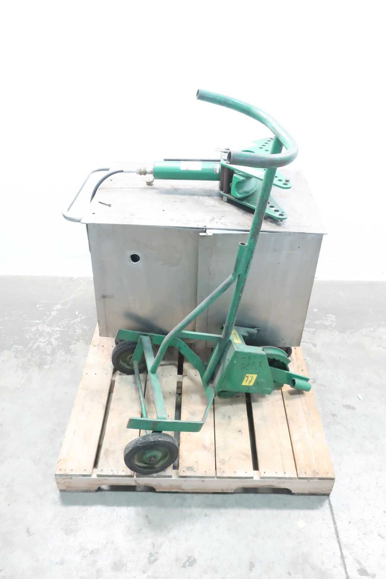 GREENLEE 975 TEXTRON 120VAC 1PH 10000PSI HYDRAULIC POWER PUMP PIPE BENDER - ELECTRIC POWER TOOLS