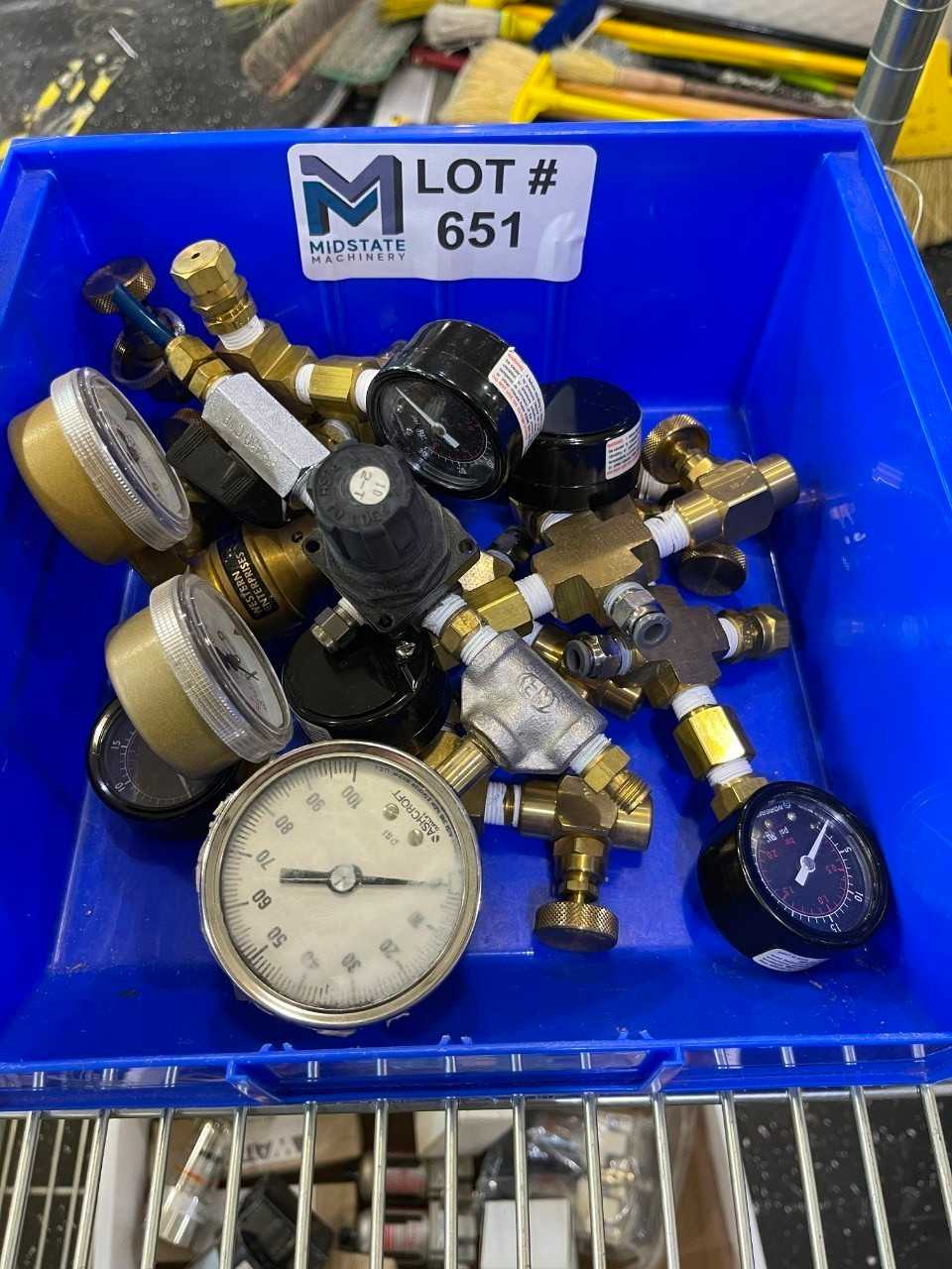 Air Regulators - AIR COMPRESSORS