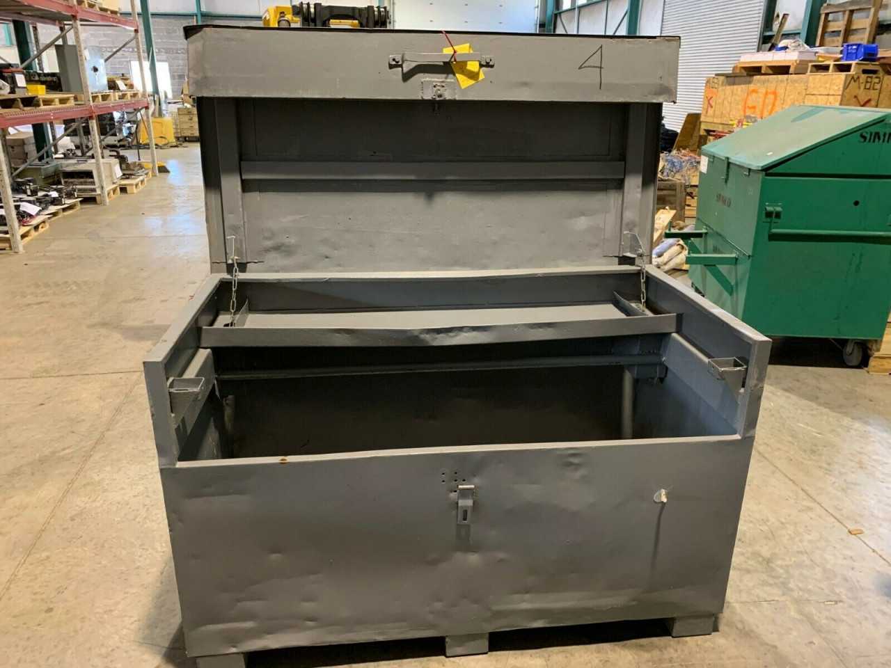 USED GRAY JOB BOX PORTABLE WORK STATION HEAVY DUTY 30X60X34 - TOOL STORAGE