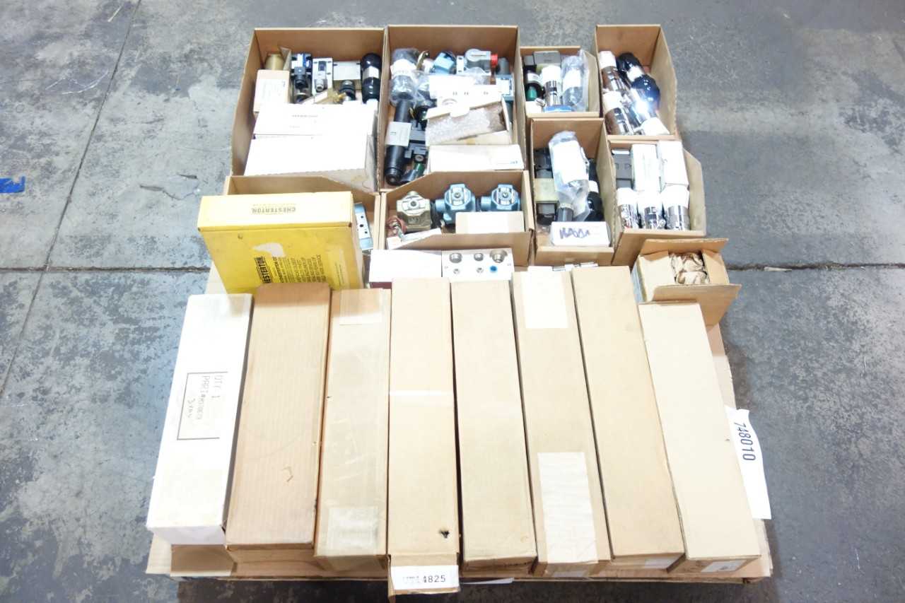 1 PALLET OF ASSORTED HYDRAULIC FILTERS, VALVES, CYLINDER REPLACEMENT PARTS & ACCESSORIES- CASCADE, TESCOM, RACINE - VALVES