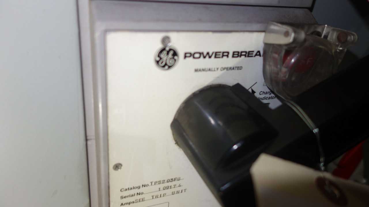GE TPS203FB POWERBREAK 2000A SWITCHGEAR BREAKER - SWITCHGEAR