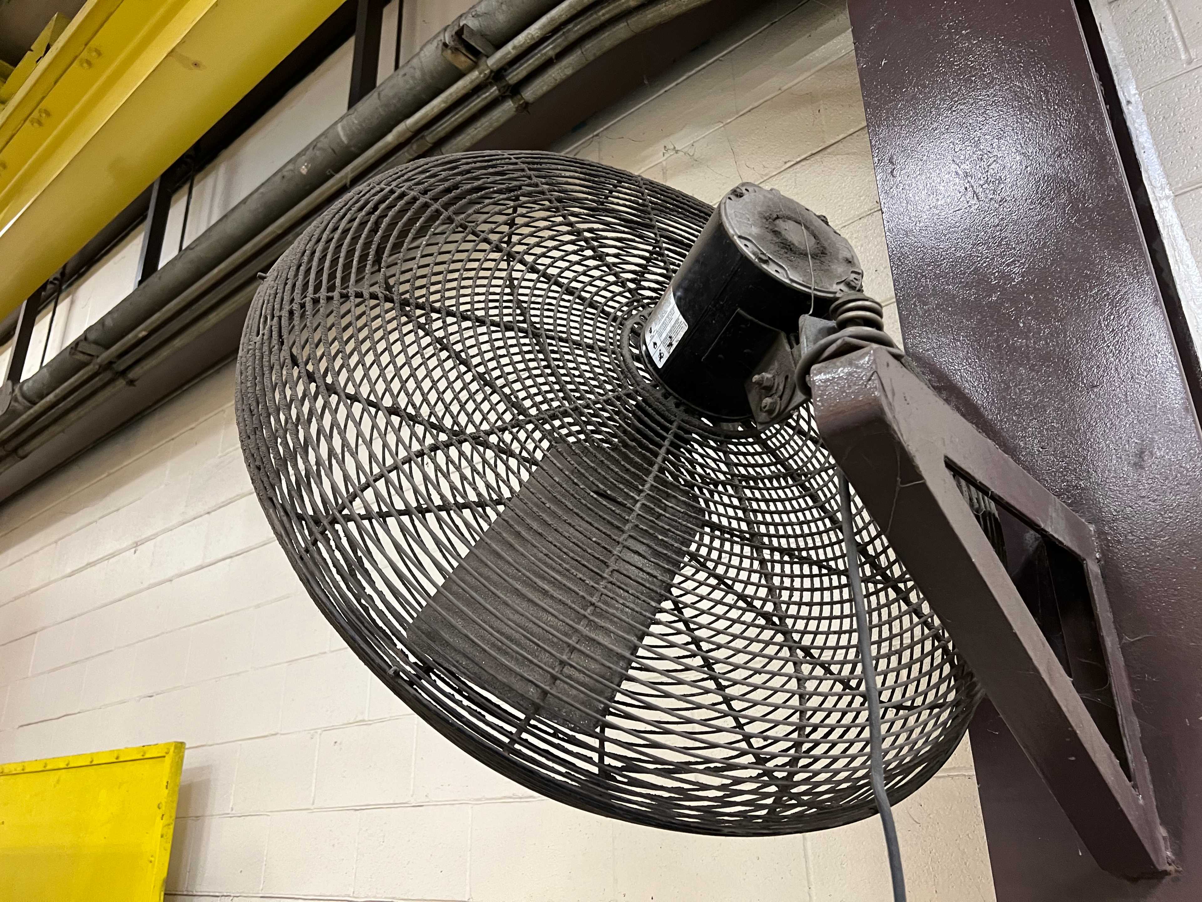 LOT OF 4 FANS - TEMPERATURE CONTROL COMPONENTS