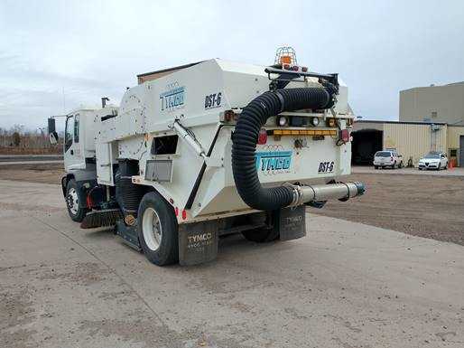 2008 Tymco DST-6 Dustless Street Sweeper with FVR/Isuzu Chassis - 3,895 Hours - CONSTRUCTION