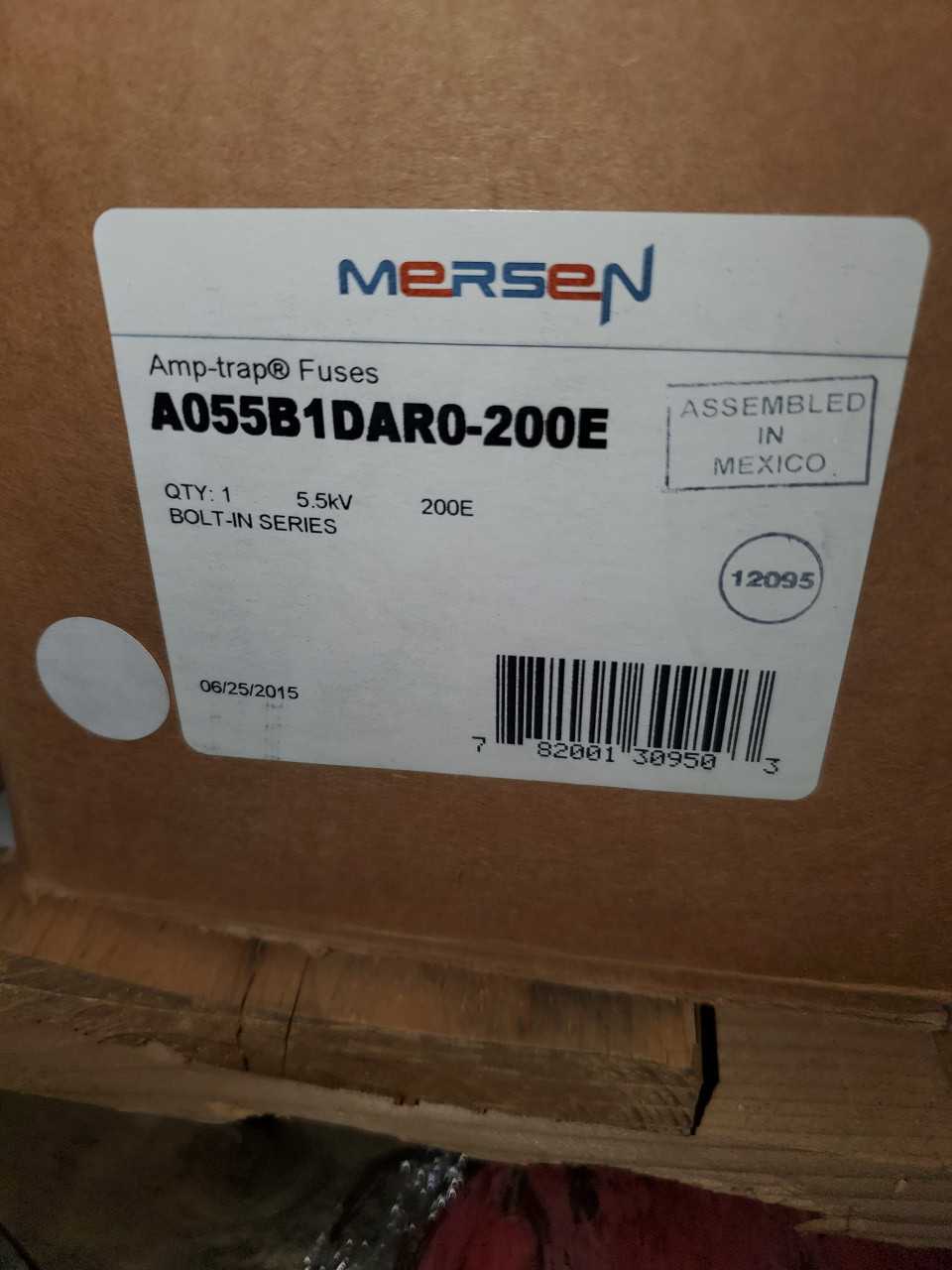 A055B1DAR0-200E - FUSE QTY. 3 - FUSE BLOCKS