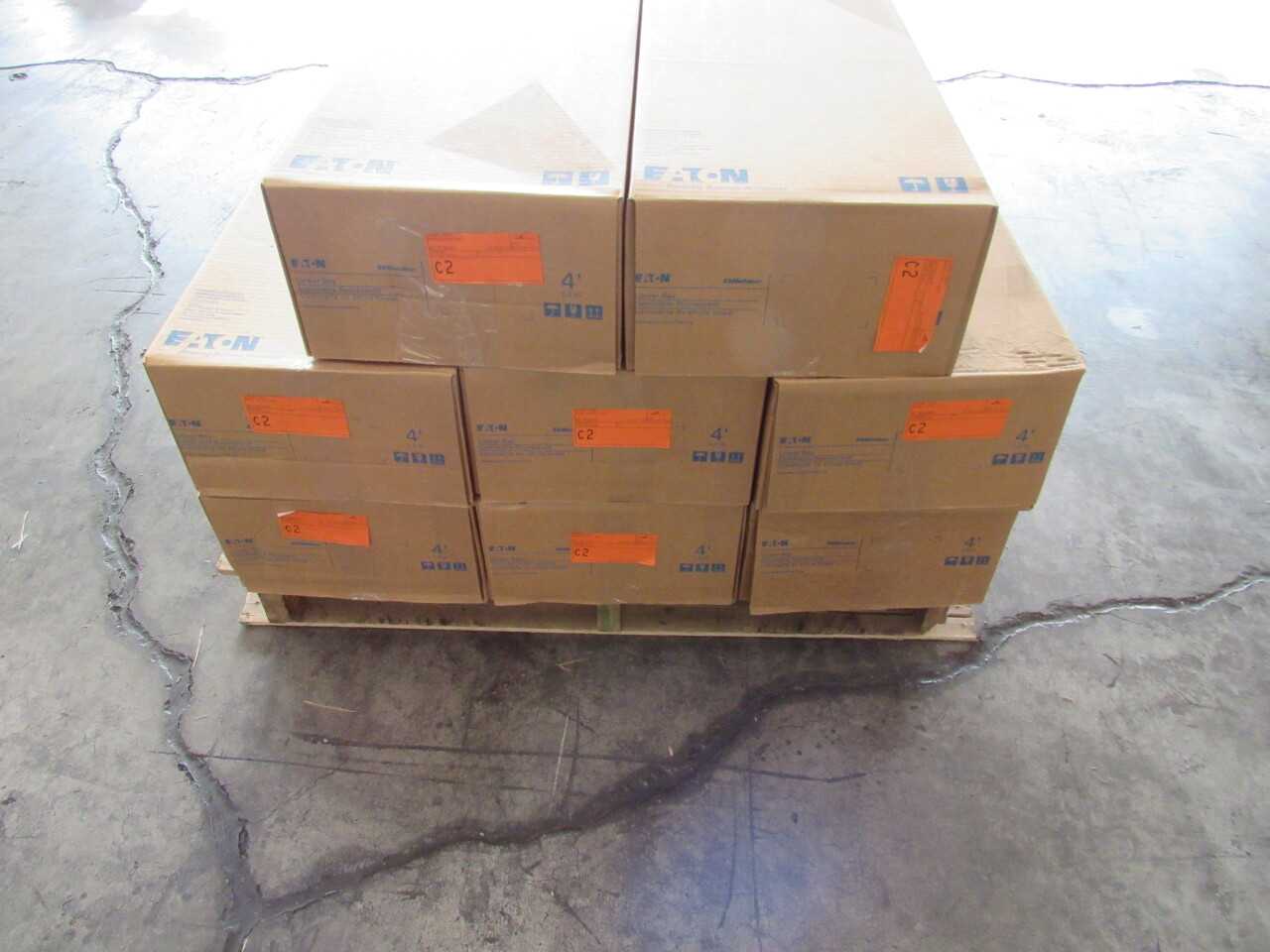 Pallet of 8x Un-Used 4WSL-LD2-40-SRS-UNV-L835-CD1-U-NSB Lights - LIGHTING