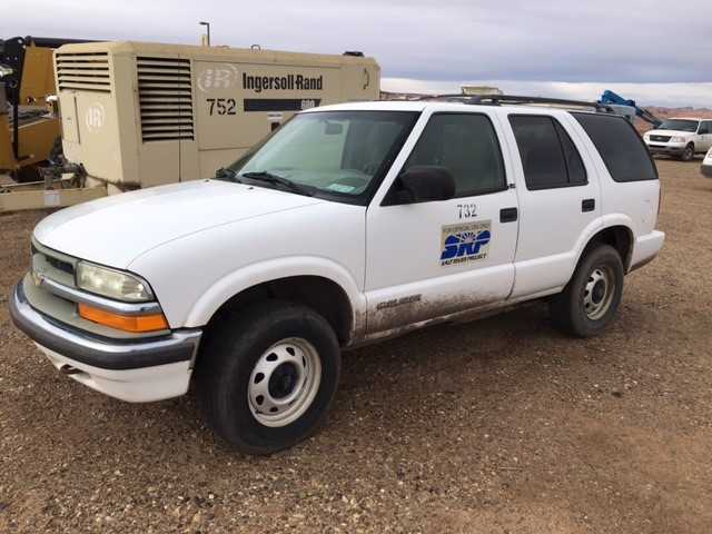 2001 Chevrolet Blazer - HYDRO EXCAVATOR TRUCKS