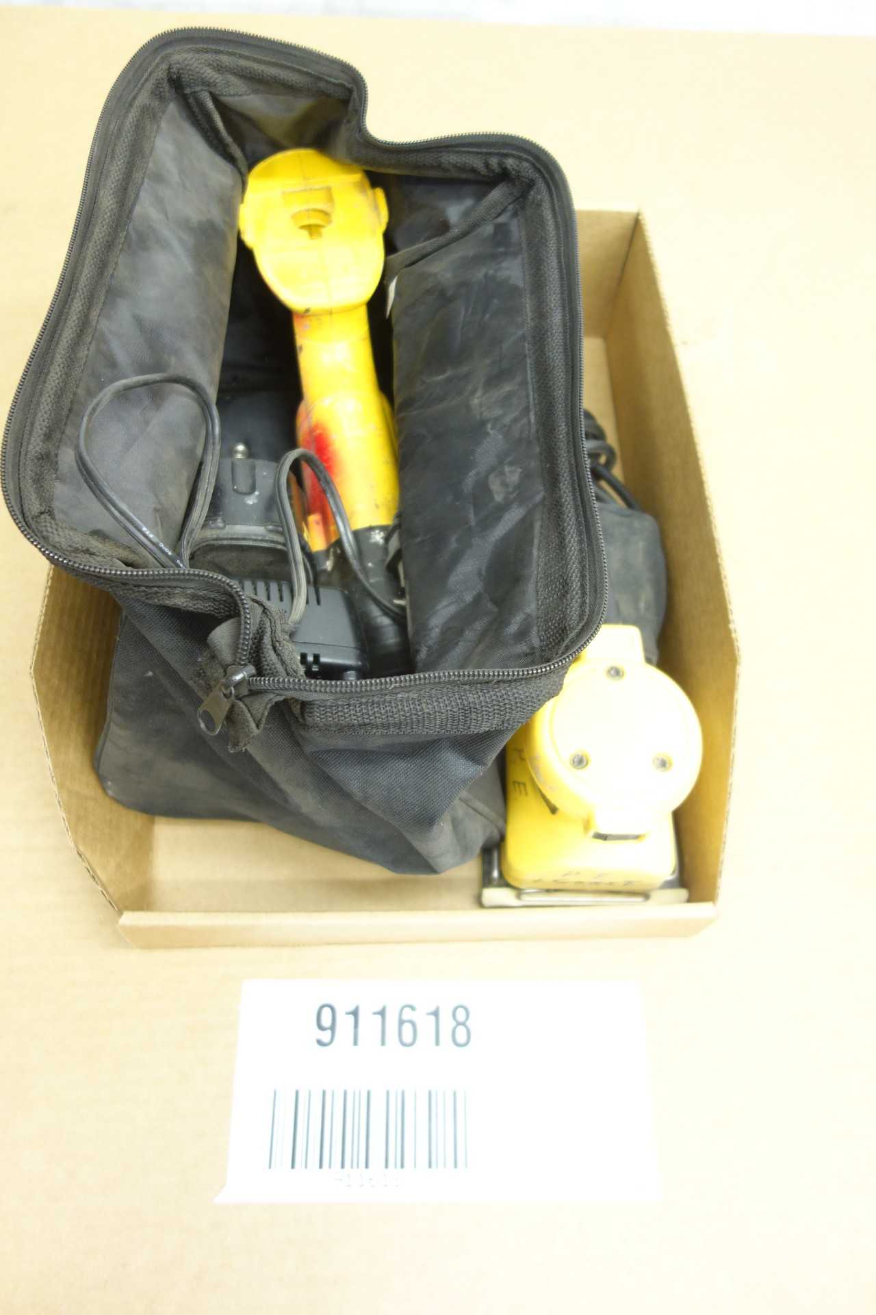 LOT OF DEWALT POWER TOOLS - ELECTRIC POWER TOOLS
