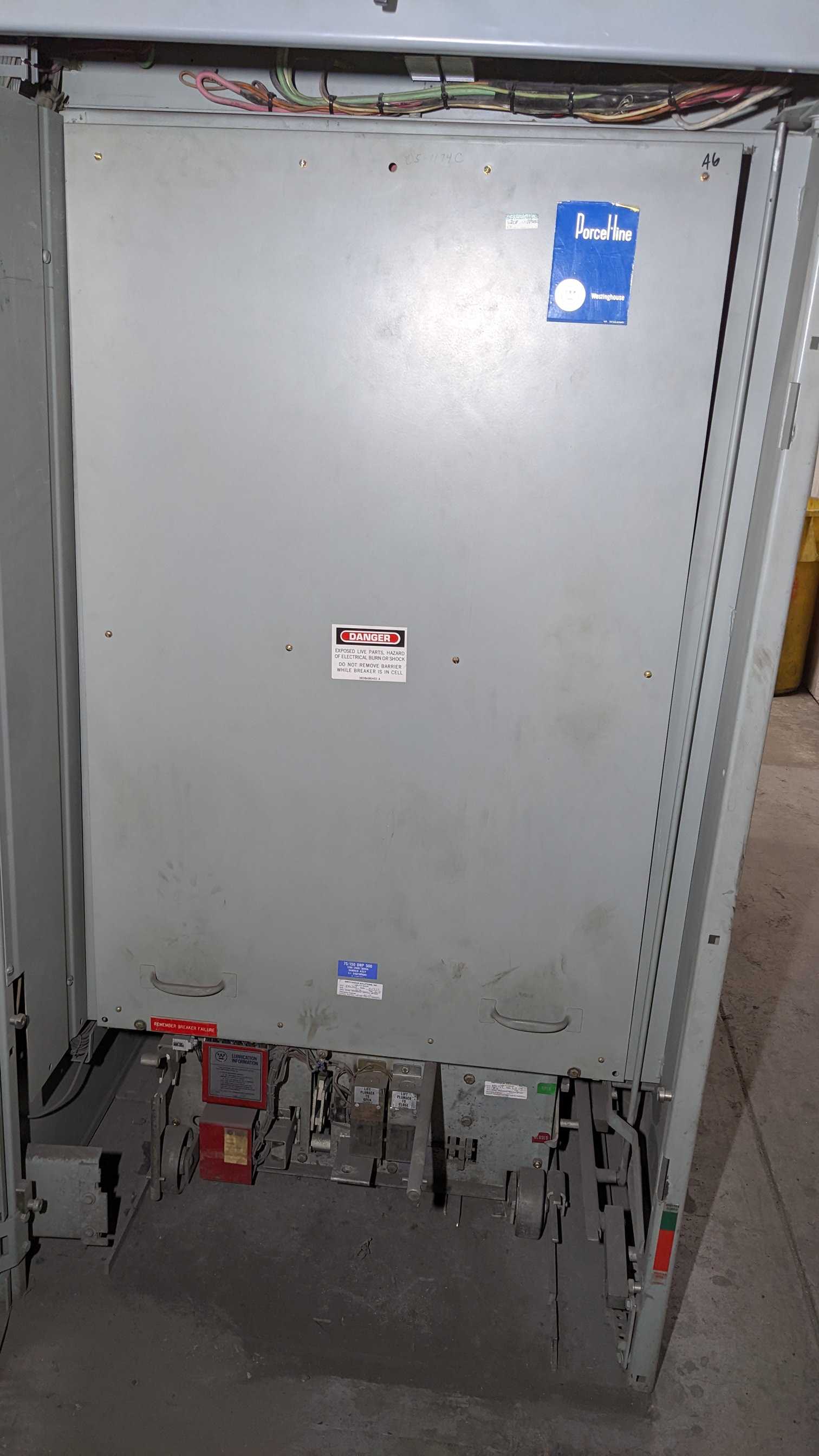 LOT OF 8 WESTINGHOUSE ELECTRIC BREAKERS - CIRCUIT BREAKERS LOT OF 8 WESTINGHOUSE ELECTRIC BREAKERS - CIRCUIT BREAKERS