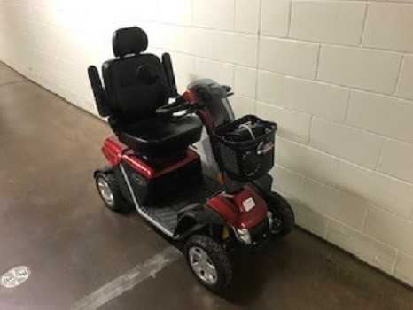 SCOOTER 4-WHEEL PRIDE PURSUIT XL - VANS