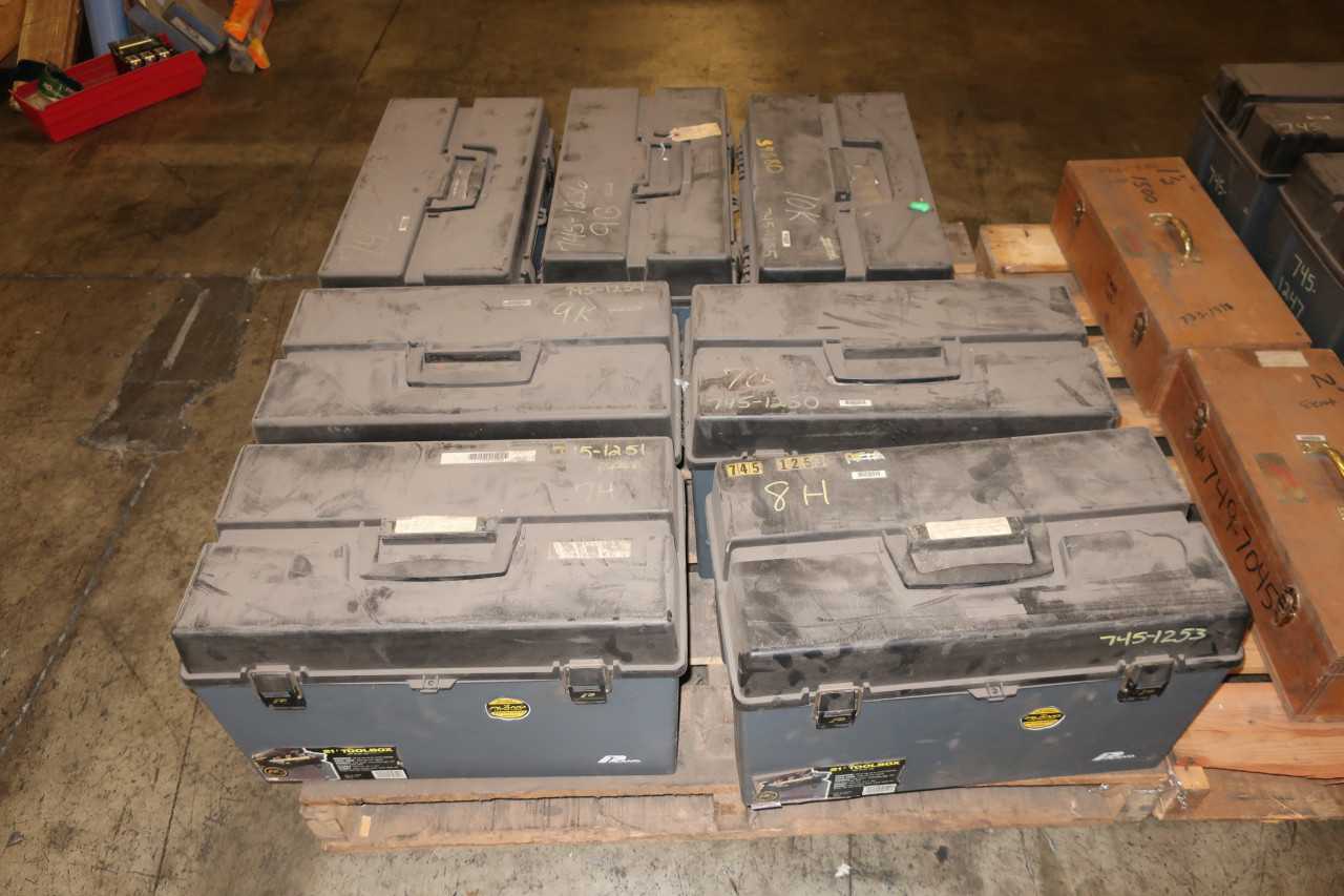 2 PALLETS OF CONVAL & YARWAY VALVE SERVICE KITS - ELECTRIC POWER TOOLS