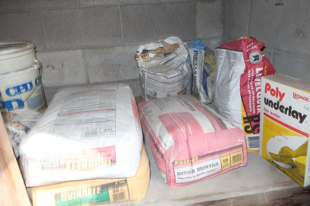 LOT OF ASSORTED CONCRETE MATERIAL - TRAILER MOUNTED EQUIPMENT