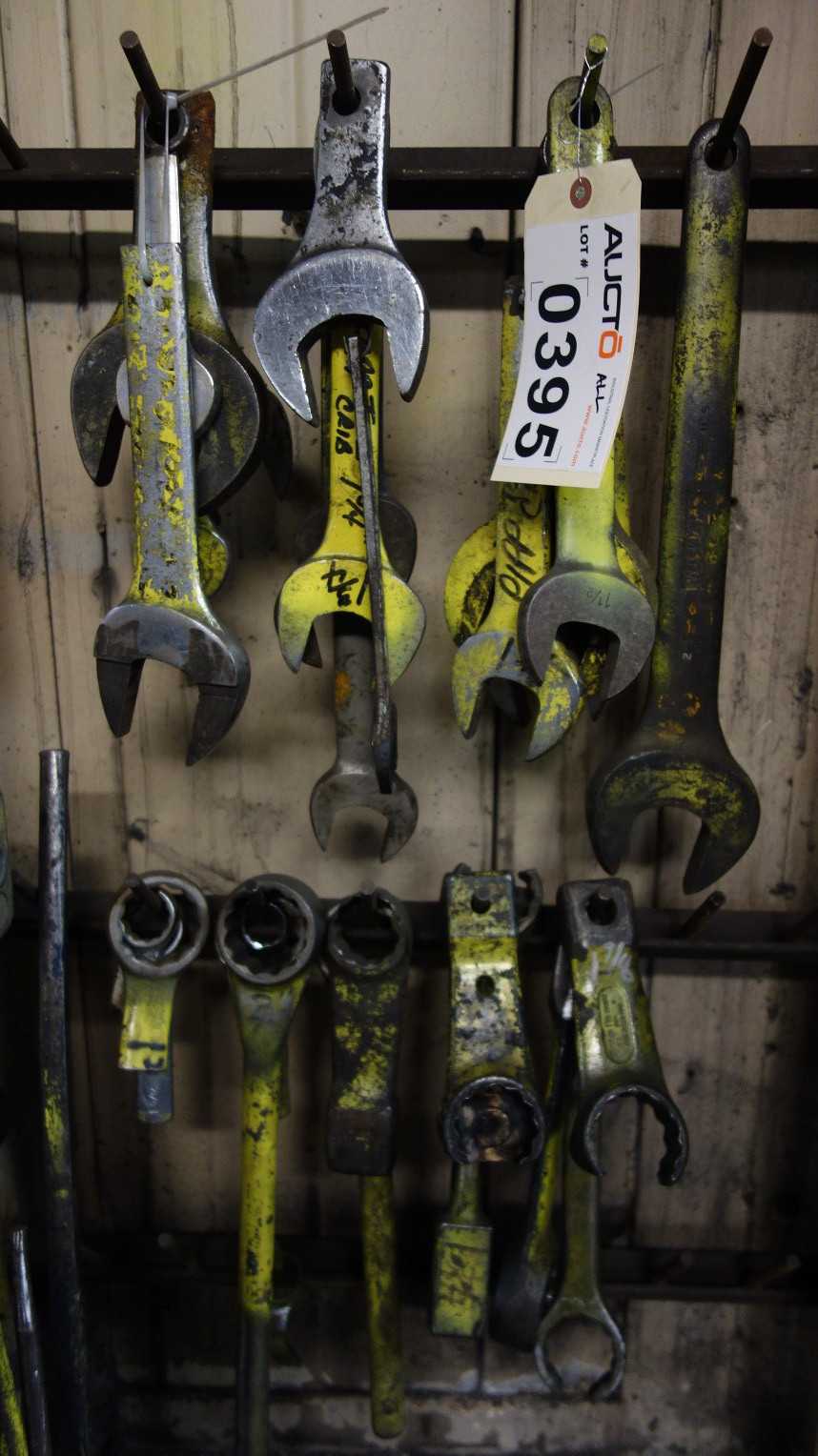 ASSORTED LOT OF CUSTOM OPEN ENDED AND STRIKING WRENCHES 1-1/4 IN TO 2-3/16 IN - HAND TOOLS