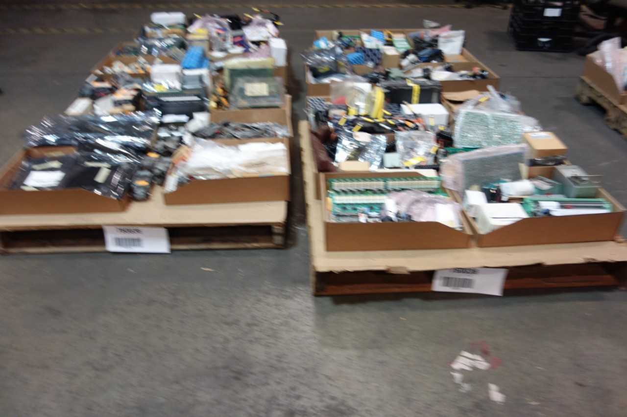 4 PALLETS OF ASSORTED ELECTRICAL AUTOMATION, CIRCUITS BOARDS, ASSORTED MODULES, SWITCHES, WIRES AND ACCESSORIES - ELECTRICAL COMPONENTS