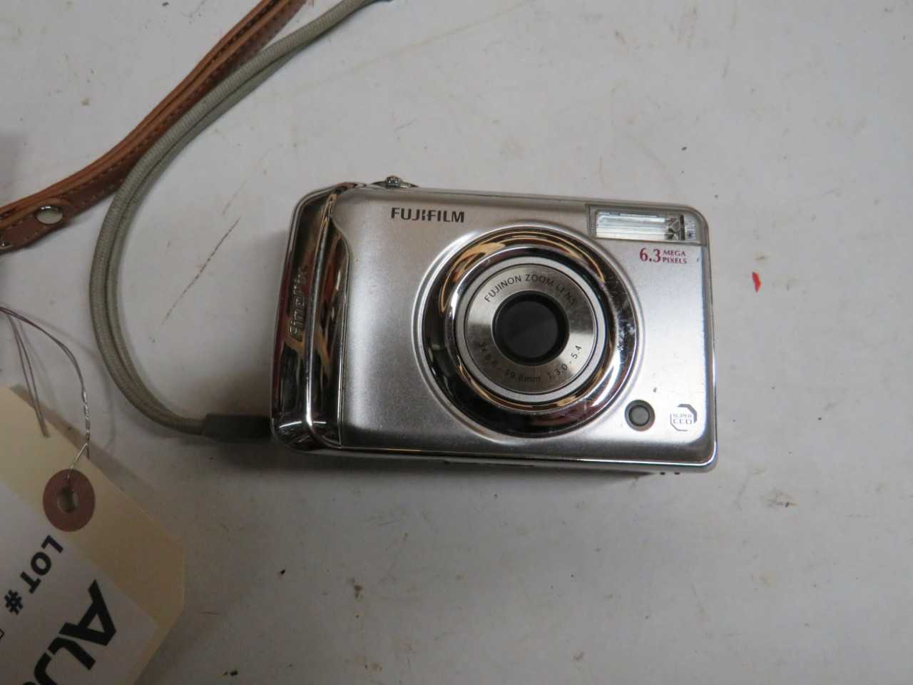 FUJIFILM FINEPIX A610 6.3 MEGA PIXELS CAMERA - MISCELLANEOUS