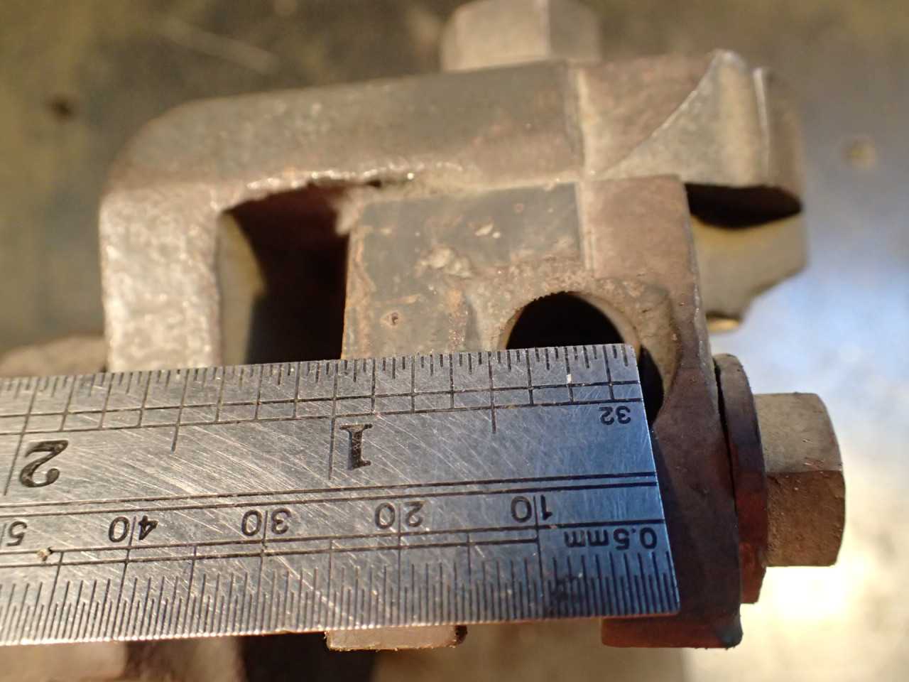 Geometric Style F Chaser Grinding Sharpening Fixture, Used In Good Condition - HOLEMAKING TOOLS