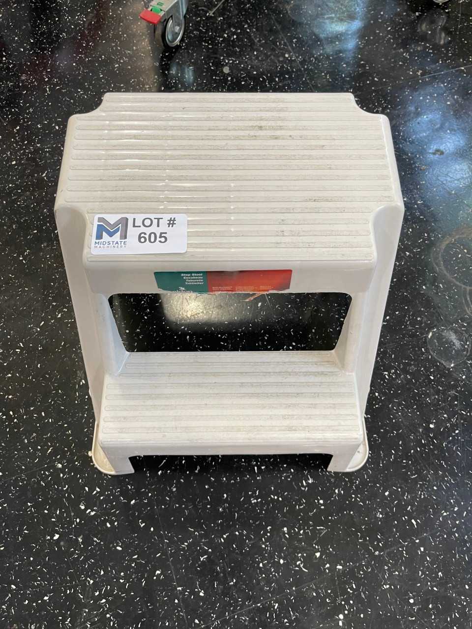 Step Stool - ELECTRIC POWER TOOLS