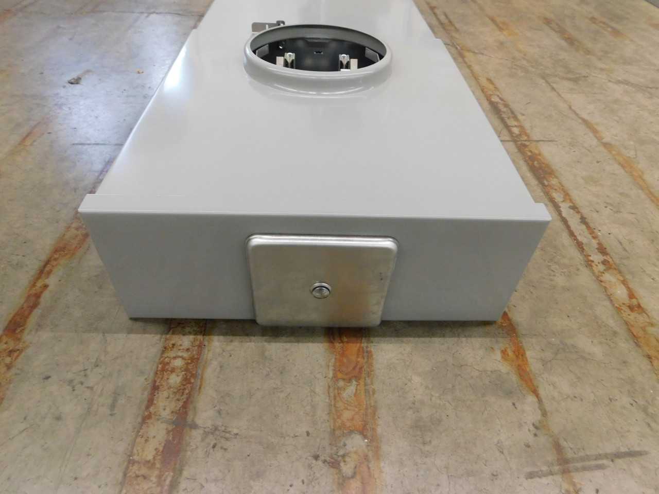 Quantity of 1 New Surplus Eaton MB2040P200SD Main Breaker Panel 200A 120V 1 - ELECTRICAL COMPONENTS