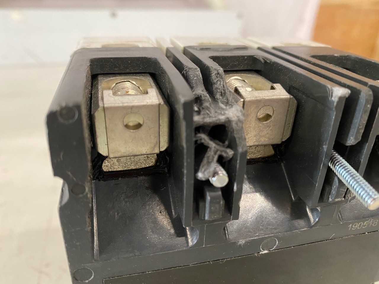 Quantity of 2x JD3250F MCCB/Molded Case Circuit Breakers - CIRCUIT BREAKERS