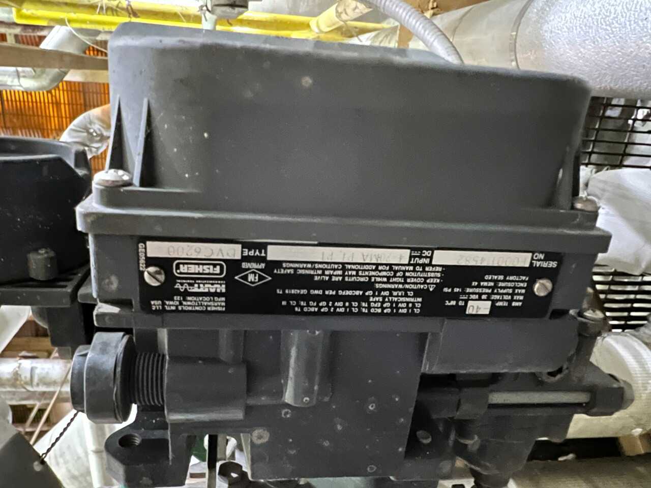 4x Fisher DVC Fieldvue valve positioners - VALVES